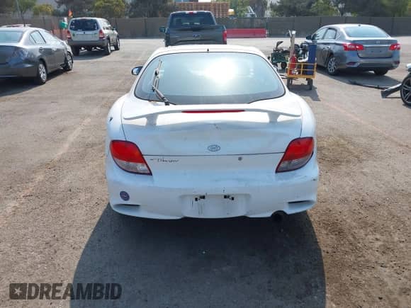 2000 Hyundai Tiburon с VIN KMHJG35F6YU202467, выставлен на аукционе IAAI как лот 42956767 с пробегом 174 269 миль миль и . История ставок и продаж доступна на DreamBid. Изображение 16.