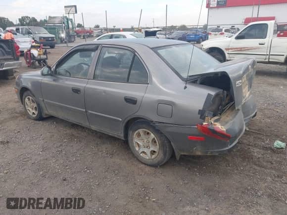2004 Hyundai Accent GL с VIN KMHCG45C84U516684, выставлен на аукционе IAAI как лот 43475971 с пробегом 138 340 миль миль и . История ставок и продаж доступна на DreamBid. Изображение 3.