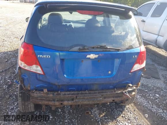 2008 Chevrolet Aveo LS с VIN KL1TD66678B062891, выставлен на аукционе IAAI как лот 43148640 с пробегом 142 678 миль миль и . История ставок и продаж доступна на DreamBid. Изображение 6.