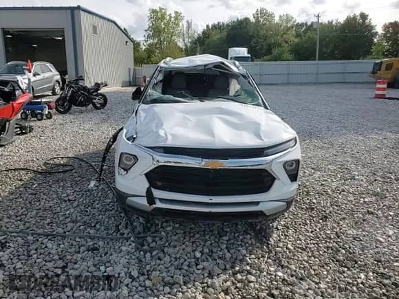 2025 Chevrolet TrailBlazer LT z VIN KL79MPSL8SB057532, wystawiony jako Copart lot #61575415 z przebiegiem Nie podano mil oraz Nie do naprawy • Non repairable. Historia ofert i sprzedaży dostępna na DreamBid. Obrazek 14.