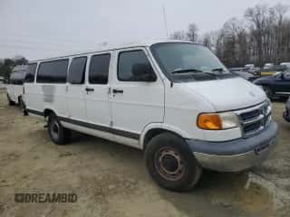 2001 Dodge Passenger с VIN 2B5WB35Z01K531155, выставлен на аукционе Copart как лот 43185505 с пробегом 66 239 миль миль и Списание • Salvage title. История ставок и продаж доступна на DreamBid. Изображение 4.