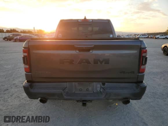 2019 Ram 1500 Rebel z VIN 1C6SRFLT6KN672164, wystawiony jako Copart lot #70311105 z przebiegiem 120 085 mil mil oraz Szkoda całkowita • Salvage title. Historia ofert i sprzedaży dostępna na DreamBid. Obrazek 6.