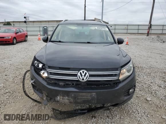 2012 Volkswagen Tiguan S с VIN WVGBV7AX1CW609271, выставлен на аукционе Copart как лот 86850765 с пробегом 151 088 миль миль и Списание • Salvage title. История ставок и продаж доступна на DreamBid. Изображение 5.