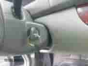 2005 Toyota Camry LE z VIN 4T1BF30K35U091920, wystawiony jako IAAI lot #43581408 z przebiegiem 130 454 mil mil oraz . Historia ofert i sprzedaży dostępna na DreamBid. Obrazek 11.