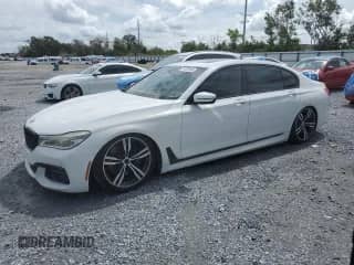 2017 BMW 7 Series 750i with VIN WBA7F0C50HGM21429, listed as a Copart auction lot 81079135 with 162,856 mi miles and Clean title. Bid and sale history available at DreamBid. Image 1.