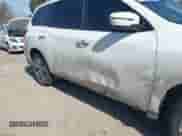 2018 Nissan Pathfinder S с VIN 5N1DR2MM5JC670980, выставлен на аукционе IAAI как лот 41808851 с пробегом 146 838 миль миль и . История ставок и продаж доступна на DreamBid. Изображение 6.