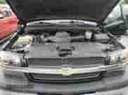2005 Chevrolet Avalanche LS z VIN 3GNEK12Z35G217277, wystawiony jako Copart lot #71231885 z przebiegiem 289 632 mil mil oraz Czysty tytuł • Clean title. Historia ofert i sprzedaży dostępna na DreamBid. Obrazek 11.