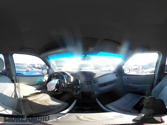 2015 Honda Pilot LX с VIN 5FNYF3H27FB028526, выставлен на аукционе IAAI как лот 43007701 с пробегом 151 344 миль миль и . История ставок и продаж доступна на DreamBid. Изображение 19.