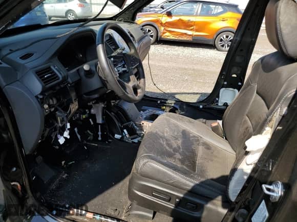 2024 Honda Passport TrailSport z VIN 5FNYF8H64RB002082, wystawiony jako Copart lot #59617845 z przebiegiem 10 817 mil mil oraz Szkoda całkowita • Salvage title. Historia ofert i sprzedaży dostępna na DreamBid. Obrazek 7.