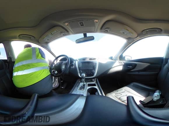 2018 Nissan Murano SL z VIN 5N1AZ2MH2JN152321, wystawiony jako IAAI lot #42943438 z przebiegiem 106 445 mil mil oraz . Historia ofert i sprzedaży dostępna na DreamBid. Obrazek 18.