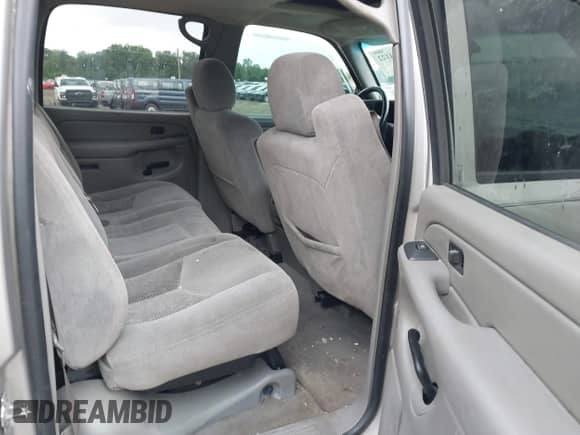 2005 Chevrolet Avalanche Z71 с VIN 3GNEK12Z35G244592, выставлен на аукционе IAAI как лот 42694122 с пробегом 209 331 миль миль и . История ставок и продаж доступна на DreamBid. Изображение 8.