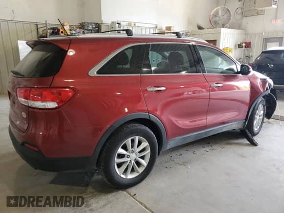 2018 Kia Sorento LX with VIN 5XYPG4A59JG393567, listed as a Copart auction lot 71414115 with 110,719 mi miles and Salvage title. Bid and sale history available at DreamBid. Image 3.