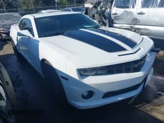 2012 Chevrolet Camaro 1SS z VIN 2G1FS1EW8C9141716, wystawiony jako IAAI lot #43292310 z przebiegiem 142 107 mil mil oraz . Historia ofert i sprzedaży dostępna na DreamBid. Obrazek 1.
