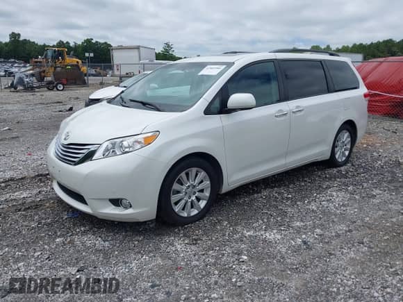 2011 Toyota Sienna XLE AAS with VIN 5TDYK3DC1BS093503, listed as a IAAI auction lot 42905980 with 87,000 mi miles and . Bid and sale history available at DreamBid. Image 17.
