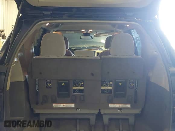 2018 Toyota Sienna LE с VIN 5TDJZ3DC9JS191254, выставлен на аукционе IAAI как лот 42844650 с пробегом 140 613 миль миль и . История ставок и продаж доступна на DreamBid. Изображение 12.