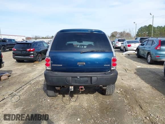 2003 Dodge Durango Sport z VIN 1D4HS38N93F580870, wystawiony jako IAAI lot #41100609 z przebiegiem 261 174 mil mil oraz . Historia ofert i sprzedaży dostępna na DreamBid. Obrazek 16.