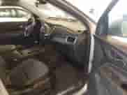 2021 Chevrolet Equinox Premier z VIN 3GNAXXEV8MS109583, wystawiony jako IAAI lot #43122552 z przebiegiem 88 070 mil mil oraz . Historia ofert i sprzedaży dostępna na DreamBid. Obrazek 5.