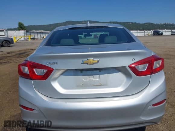 2017 Chevrolet Cruze LT with VIN 1G1BE5SM2H7102483, listed as a IAAI auction lot 43056865 with 151,767 mi miles and . Bid and sale history available at DreamBid. Image 16.