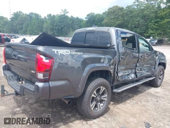 2019 Toyota Tacoma SR5 с VIN 3TMAZ5CN5KM095489, выставлен на аукционе IAAI как лот 42634067 с пробегом 37 078 миль миль и . История ставок и продаж доступна на DreamBid. Изображение 4.