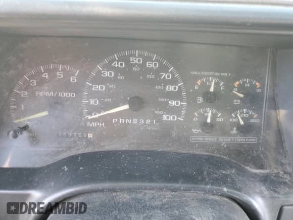 1998 GMC Sierra 1500 z VIN 2GTEC19M2W1506886, wystawiony jako Copart lot #82636144 z przebiegiem 113 755 mil mil oraz Szkoda całkowita • Salvage title. Historia ofert i sprzedaży dostępna na DreamBid. Obrazek 9.
