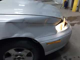 2005 Chevrolet Malibu Classic z VIN 1G1ND52F25M235730, wystawiony jako IAAI lot #42271906 z przebiegiem 156 766 mil mil oraz . Historia ofert i sprzedaży dostępna na DreamBid. Obrazek 6.