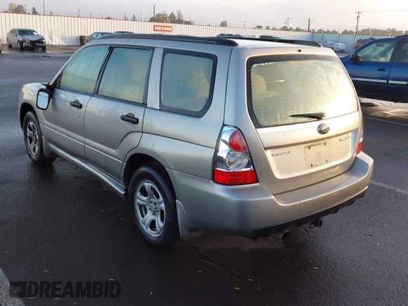 2007 Subaru Forester Special Sports X with VIN JF1SG63657H727496, listed as a IAAI auction lot 43553175 with 169,963 mi miles and . Bid and sale history available at DreamBid. Image 3.
