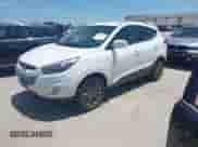 2014 Hyundai Tucson SE with VIN KM8JU3AG5EU840583, listed as a IAAI auction lot 42814107 with 122,174 mi miles and . Bid and sale history available at DreamBid. Image 2.