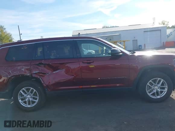 2023 Jeep Grand Cherokee Altitude with VIN 1C4RJKAG6P8821868, listed as a IAAI auction lot 43274787 with 5,962 mi miles and . Bid and sale history available at DreamBid. Image 13.
