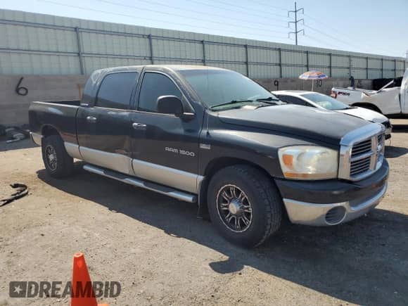 2006 Dodge 1500 SLT with VIN 3D7KR19D26G242339, listed as a Copart auction lot 68225265 with 228,021 mi miles and Clean title. Bid and sale history available at DreamBid. Image 4.