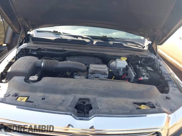 2022 Ram 1500 Laramie z VIN 1C6SRFJT1NN208156, wystawiony jako IAAI lot #42939525 z przebiegiem 61 304 mil mil oraz . Historia ofert i sprzedaży dostępna na DreamBid. Obrazek 10.