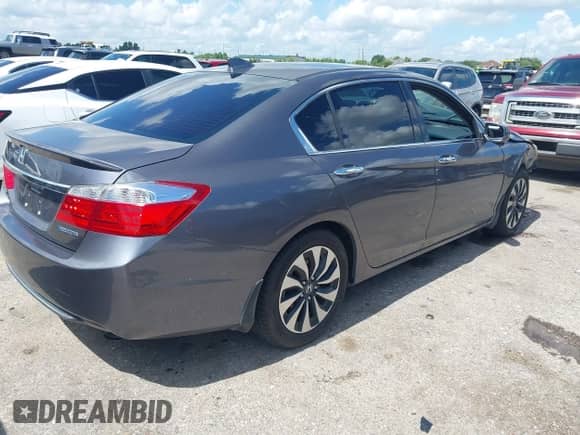2014 Honda Accord EX-L with VIN 1HGCR6F59EA001725, listed as a IAAI auction lot 42612986 with 172,703 mi miles and . Bid and sale history available at DreamBid. Image 4.