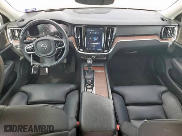 2020 Volvo S60 Inscription с VIN 7JRA22TL9LG032491, выставлен на аукционе Copart как лот 62069735 с пробегом 42 629 миль миль и Списание • Salvage title. История ставок и продаж доступна на DreamBid. Изображение 8.