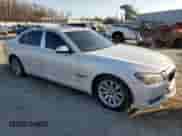 2009 BMW 7 Series 750i z VIN WBAKA83519CY35318, wystawiony jako Copart lot #42594275 z przebiegiem 189 874 mil mil oraz Szkoda całkowita • Salvage title. Historia ofert i sprzedaży dostępna na DreamBid. Obrazek 4.