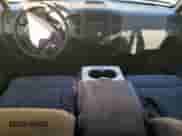 2004 Ford F-150 STX z VIN 1FTRX12W14KD60365, wystawiony jako Copart lot #90664095 z przebiegiem 124 620 mil mil oraz Czysty tytuł • Clean title. Historia ofert i sprzedaży dostępna na DreamBid. Obrazek 8.