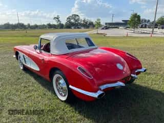 1960 Chevrolet Corvette с VIN 00867S105986, выставлен на аукционе Copart как лот 52644895 с пробегом 5 миль миль и Чистый • Clean title. История ставок и продаж доступна на DreamBid. Изображение 3.