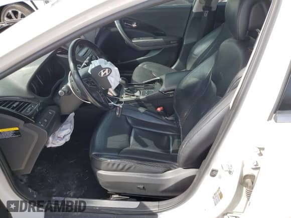 2013 Hyundai Azera с VIN KMHFG4JG2DA218865, выставлен на аукционе Copart как лот 51301965 с пробегом 135 506 миль миль и Списание • Salvage title. История ставок и продаж доступна на DreamBid. Изображение 7.