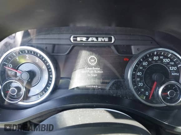 2020 Ram 1500 Lone Star z VIN 1C6RREFT9LN262285, wystawiony jako IAAI lot #42010474 z przebiegiem 80 965 mil mil oraz . Historia ofert i sprzedaży dostępna na DreamBid. Obrazek 7.