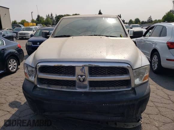 2009 Dodge 1500 ST с VIN 1D3HB16K39J509266, выставлен на аукционе Copart как лот 67242985 с пробегом Не указан миль и Чистый • Clean title. История ставок и продаж доступна на DreamBid. Изображение 5.