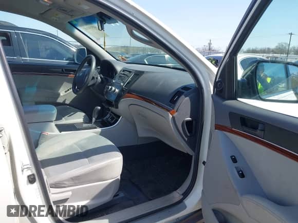 2011 Hyundai Veracruz GLS с VIN KM8NUDCC2BU170892, выставлен на аукционе IAAI как лот 41930168 с пробегом 113 599 миль миль и . История ставок и продаж доступна на DreamBid. Изображение 5.