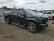 2020 Chevrolet Silverado 1500 RST z VIN 3GCUYEET2LG410325, wystawiony jako Copart lot #84037775 z przebiegiem 148 125 mil mil oraz Szkoda całkowita • Salvage title. Historia ofert i sprzedaży dostępna na DreamBid. Obrazek 4.