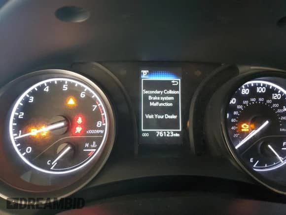 2021 Toyota Camry SE Nightshade z VIN 4T1G11AK9MU578125, wystawiony jako Copart lot #80356625 z przebiegiem 76 123 mil mil oraz Szkoda całkowita • Salvage title. Historia ofert i sprzedaży dostępna na DreamBid. Obrazek 9.