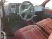 1993 Chevrolet Silverado 1500 с VIN 2GCEC19K5P1187399, выставлен на аукционе Copart как лот 86253375 с пробегом 267 735 миль миль и Чистый • Clean title. История ставок и продаж доступна на DreamBid. Изображение 8.