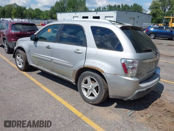 2005 Chevrolet Equinox LT с VIN 2CNDL73F756040975, выставлен на аукционе IAAI как лот 43042043 с пробегом Не указан миль и . История ставок и продаж доступна на DreamBid. Изображение 3.