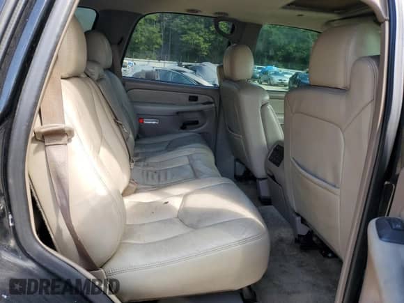 2003 Chevrolet Tahoe Z71 с VIN 1GNEK13Z33R300736, выставлен на аукционе Copart как лот 70027365 с пробегом 309 774 миль миль и Списание • Salvage title. История ставок и продаж доступна на DreamBid. Изображение 11.