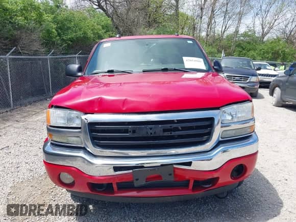 2005 GMC Sierra 1500 SLE with VIN 2GTEK19B651230471, listed as a IAAI auction lot 42054989 with 168,618 mi miles and . Bid and sale history available at DreamBid. Image 13.