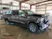 2022 GMC Sierra 1500 SLT with VIN 3GTUUDED6NG558785, listed as a Copart auction lot 70131925 with 57,441 mi miles and Salvage title. Bid and sale history available at DreamBid. Image 4.