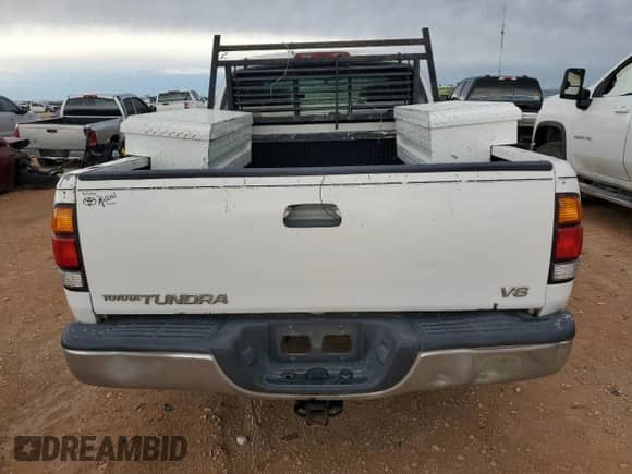 2000 Toyota Tundra SR5 z VIN 5TBRT3411YS125321, wystawiony jako Copart lot #82616235 z przebiegiem 208 271 mil mil oraz Czysty tytuł • Clean title. Historia ofert i sprzedaży dostępna na DreamBid. Obrazek 6.