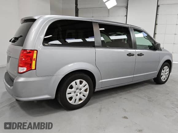 2019 Dodge Grand Caravan SE with VIN 2C4RDGBG6KR639216, listed as a Copart auction lot 80384975 with 98,554 mi miles and Clean title. Bid and sale history available at DreamBid. Image 3.