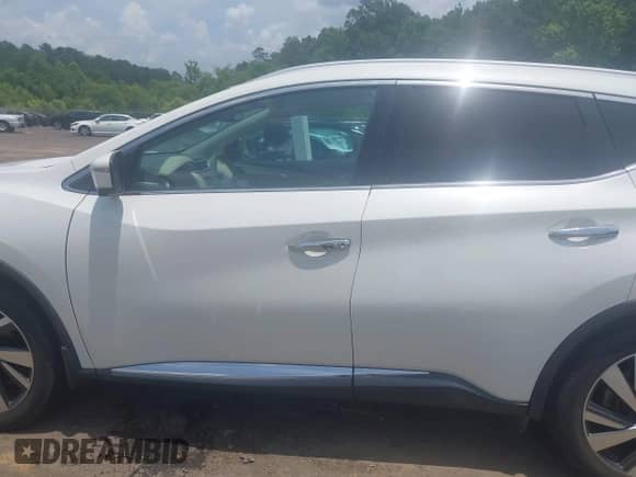 2017 Nissan Murano S with VIN 5N1AZ2MG5HN149656, listed as a IAAI auction lot 42423817 with 135,252 mi miles and . Bid and sale history available at DreamBid. Image 15.