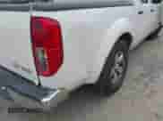 2011 Nissan Frontier Pro-4X z VIN 1N6AD0EV0BC442644, wystawiony jako IAAI lot #41797092 z przebiegiem 223 697 mil mil oraz . Historia ofert i sprzedaży dostępna na DreamBid. Obrazek 19.